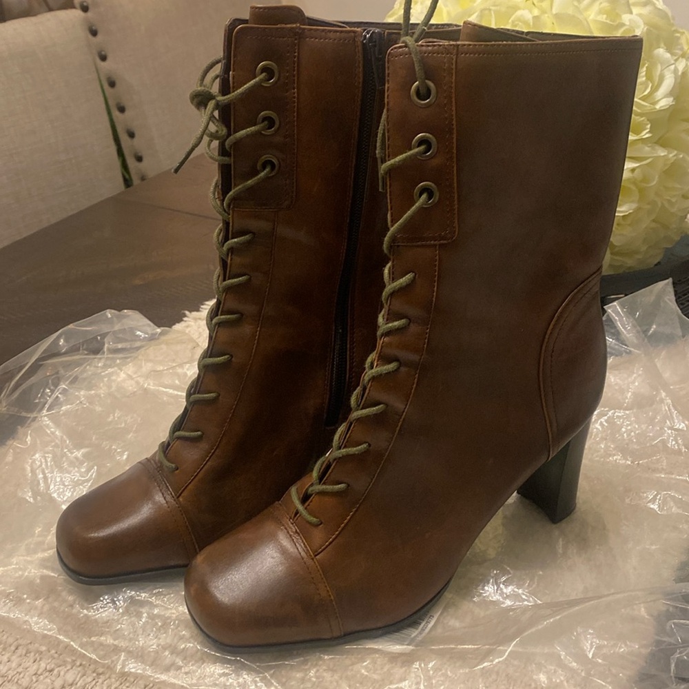 Brown “Kristen” leather boots